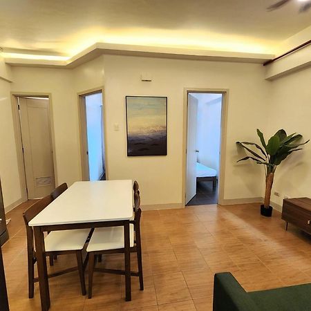 לינה וארוחת בוקר Mandaluyong Pioneer Woodlands מראה חיצוני תמונה